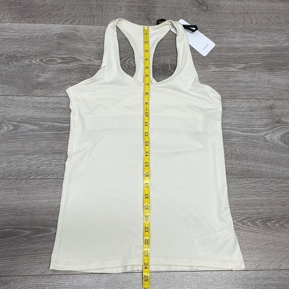 NWT Varley Waldon Racer Back Active Tank Shelf Bra Egret Cream M - Picture 8 of 14
